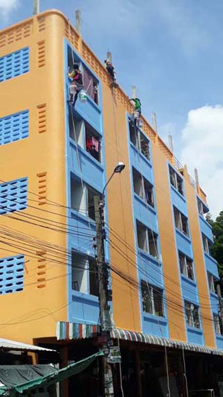 ช่างสีโรยตัว